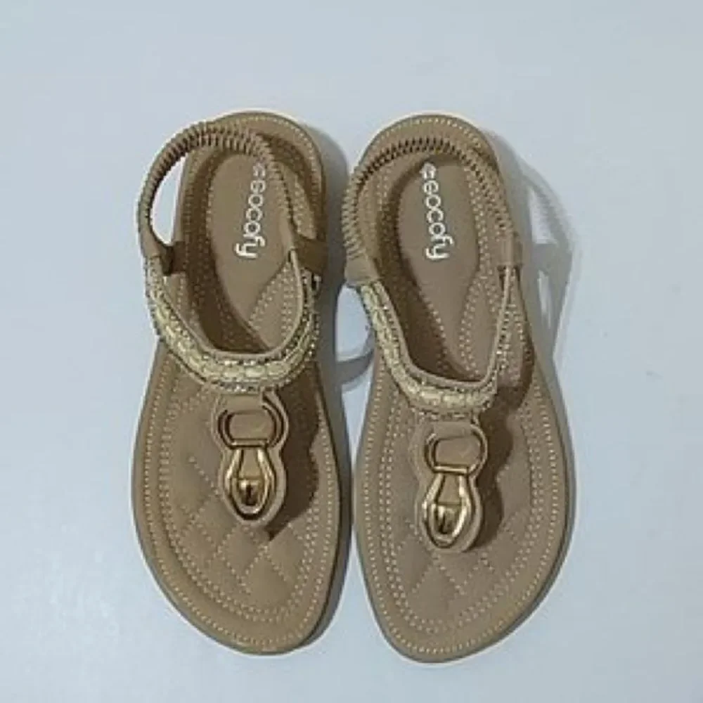 Siketu sandals‎